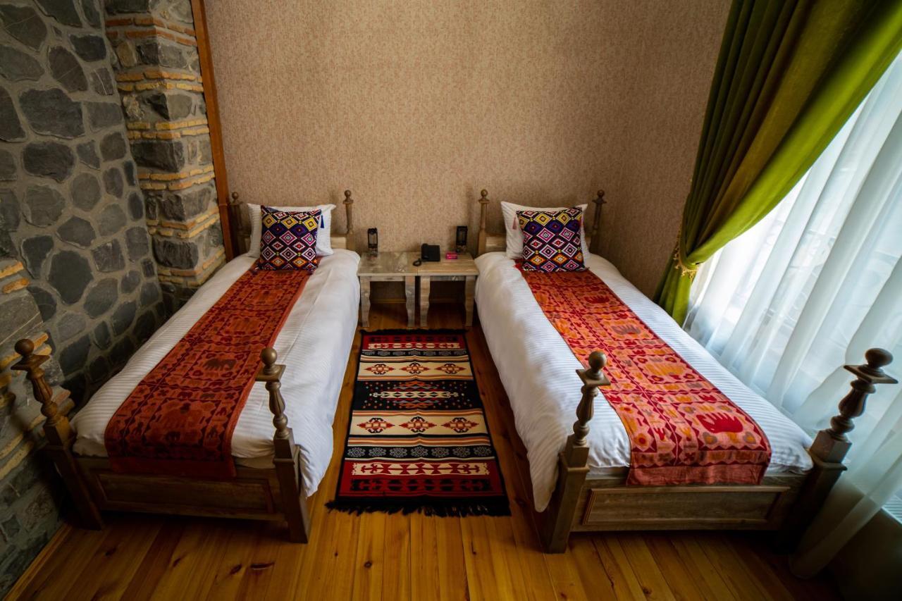 Old Town Sheki Hotel Ngoại thất bức ảnh