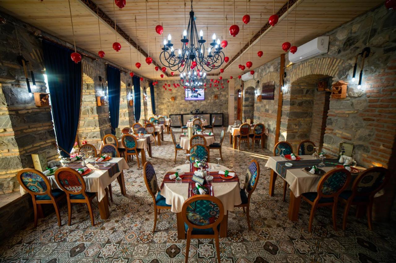 Old Town Sheki Hotel Ngoại thất bức ảnh